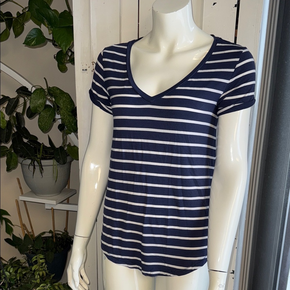 American Eagle soft & sexy Navy Striped Women's Top size sm NWOT